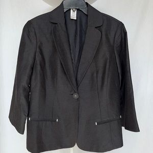 Studio (8 US) silk & linen one-button blazer in black